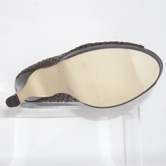 Madden Girl 'Lowla' brown weave bow platforms 8.5 - Picture 3 of 8